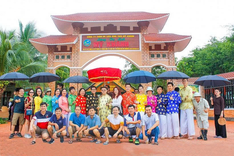 Tour Chợ Nổi Cái Răng - Lò Hủ Tiếu - Khu Du Lịch Mỹ Khánh 