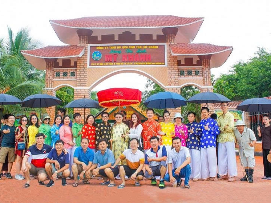 Tour Chợ Nổi Cái Răng - Lò Hủ Tiếu - Khu Du Lịch Mỹ Khánh 