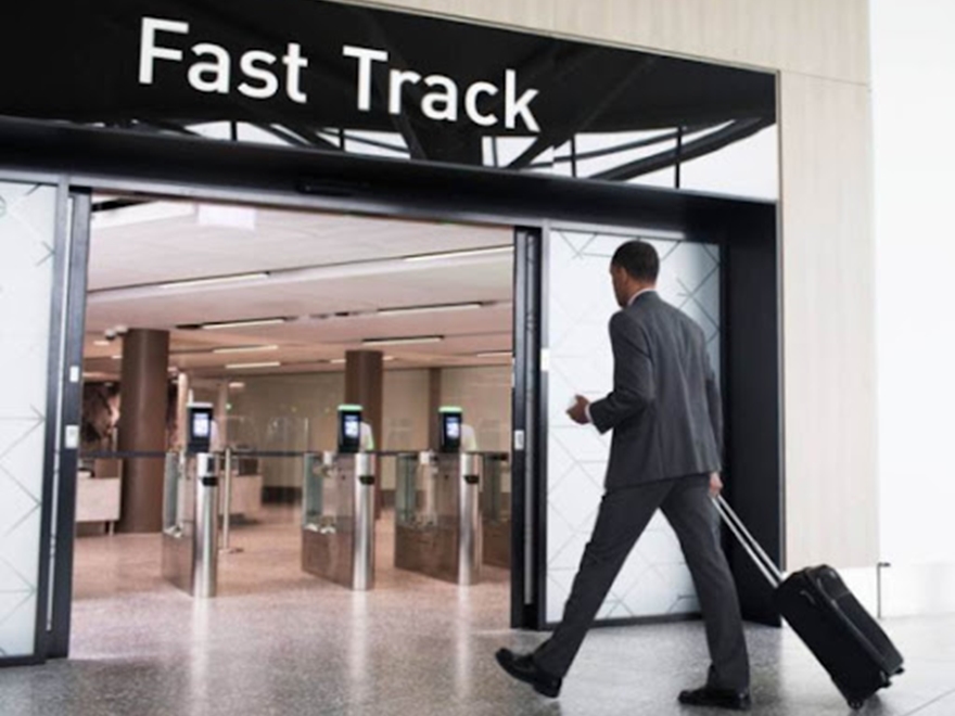 Dịch Vụ Fast Track Tại Sân Bay Quốc Tế Nội Bài