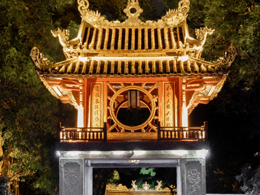 Tour Trải Nghiệm Đêm Ở Văn Miếu Quốc Tử Giám – Chủ Đề “Tinh Hoa Đạo Học”