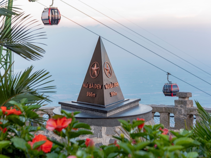 Vé Cáp Treo Sunworld Bà Đen