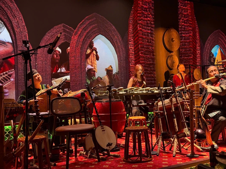 Vé Chào Show Saigon