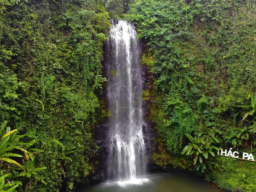 FREE & EASY MERPERLE NÚI SAM RESORT 4*